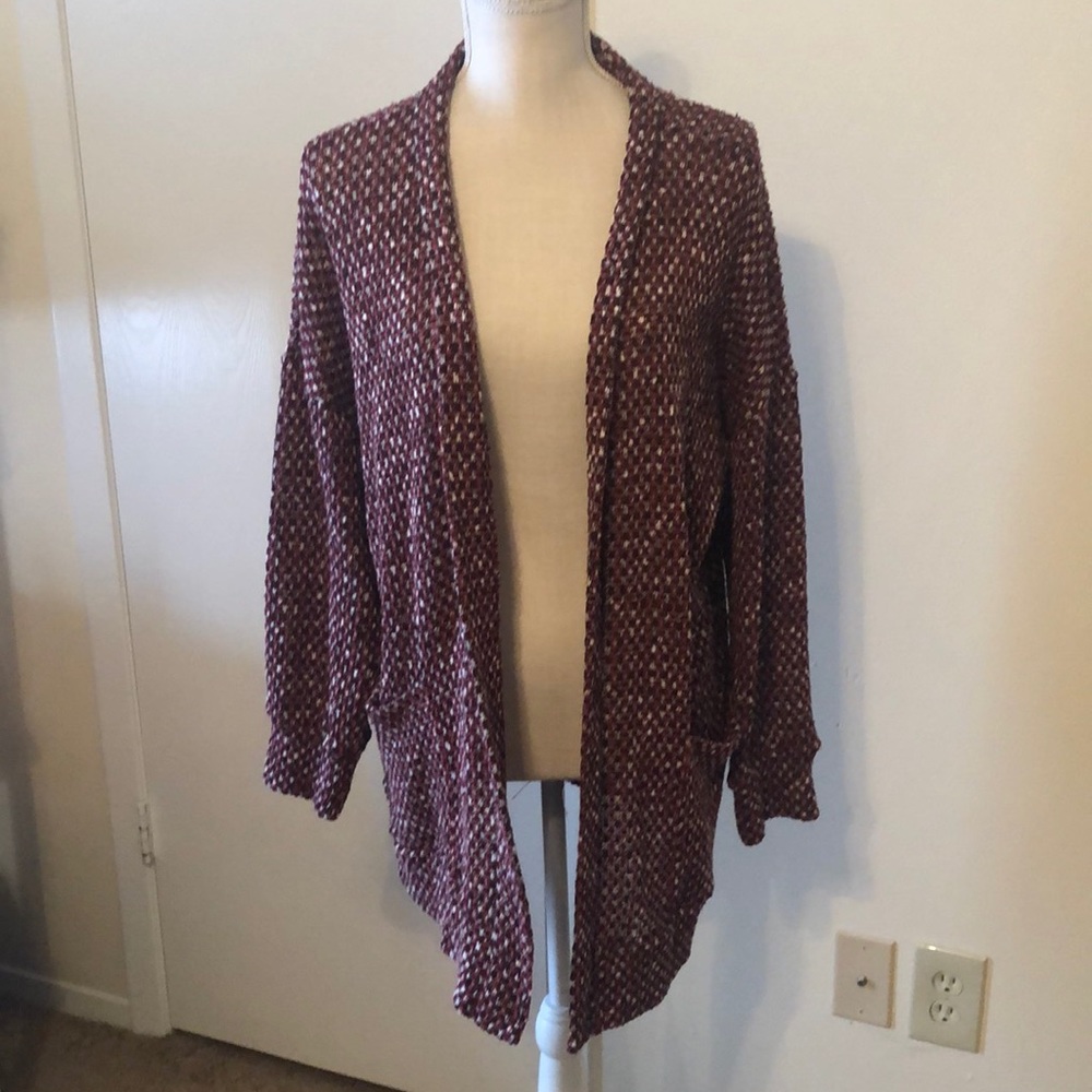 Boutique Maroon sweater nwt